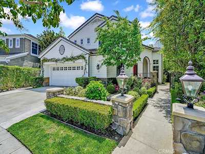 11 Colonial Dr Newport Beach, CA 92660