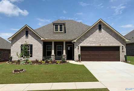 145 Midpark Drive Meridianville, AL 35759