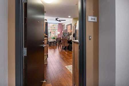 1431 Pacific Hwy #304 San Diego, CA 92101