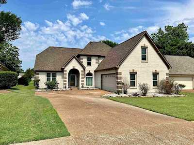 1221 Cordova Club Dr Cordova, TN 38018
