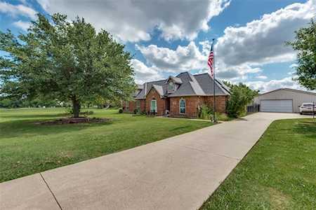 164 Royal Park Lane Waxahachie, TX 75165