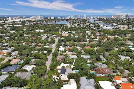 1624 NE 7th St Fort Lauderdale, FL 33304