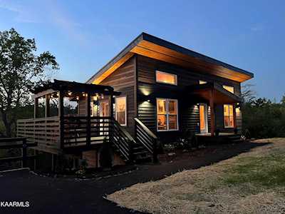850 Blue Herring Way Sevierville, TN 37876