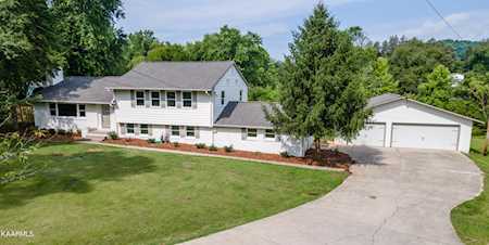 9209 Burchfield Dr Oak Ridge, TN 37830