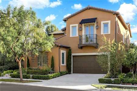 28 Cloister Irvine, CA 92602