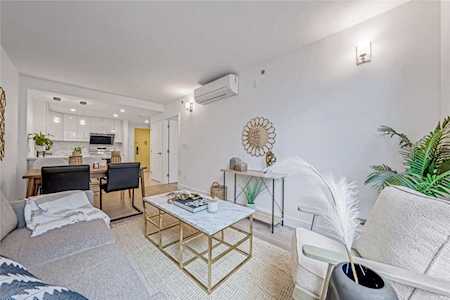 52-16 Roosevelt Ave #4A Woodside, NY 11377