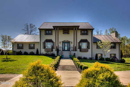 2624 Carpenters Grade Rd Maryville, TN 37803