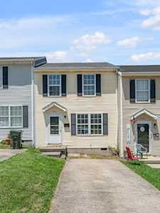 3711 Trent Circle Lexington, KY 40517