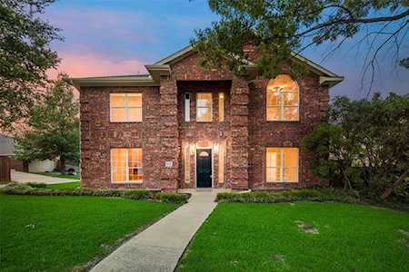 988 Safflower Court Rockwall, TX 75087
