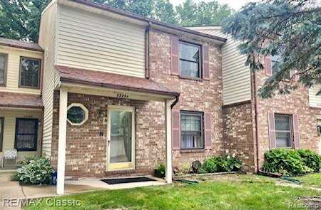 35754 Castlewood Westland, MI 48185