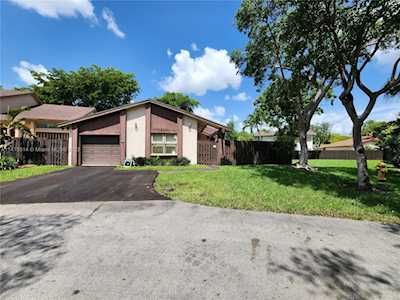 10908 SW 134th Ave Miami, FL 33186