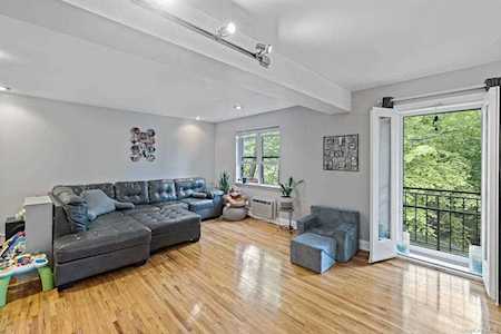 673 Pelham Rd #e16 New Rochelle, NY 10805