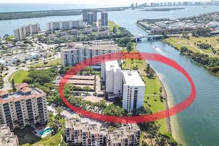 356 Golfview Road #1005 North Palm Beach, FL 33408