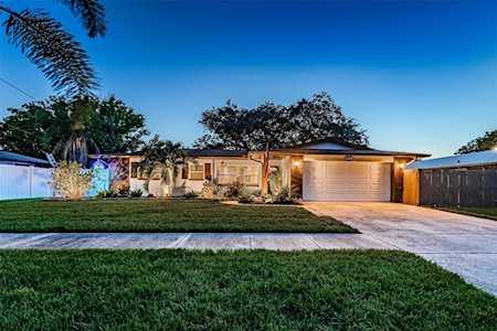 140 Highland Ave Dunedin, FL 34698
