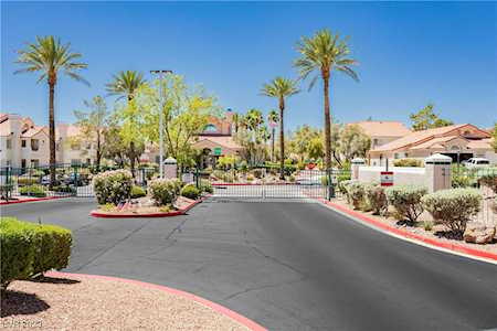 7912 Foxwood Place #201 Las Vegas, NV 89145