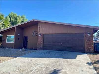 2117 Valley Dr Las Vegas, NV 89108