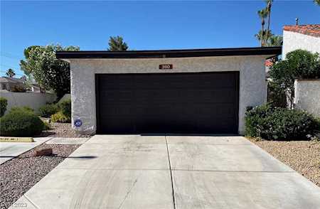 3110 Espanol Dr Las Vegas, NV 89121