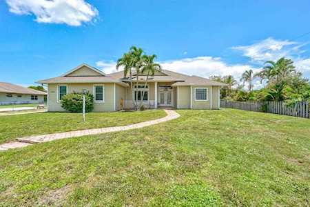 5384 SE Horseshoe Point Road Stuart, FL 34997