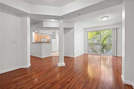 533 NE 3rd Ave #321 Fort Lauderdale, FL 33301