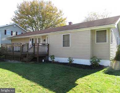 506 Shue Dr Newark, DE 19713