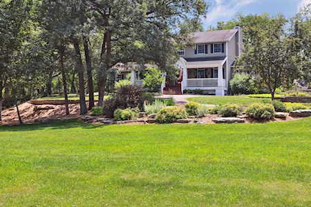 62 Apple Orchard Road Dellwood, MN 55110