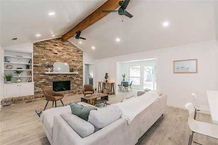 4701 Hillside Drive Arlington, TX 76013