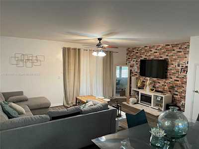 Address Withheld Tamarac, FL 33321