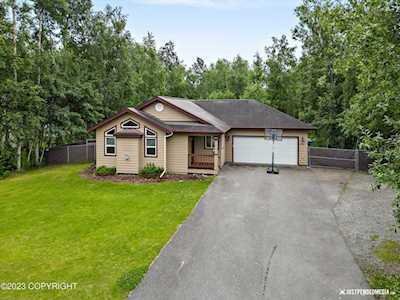 6910 W Hemmer Dr Wasilla, AK 99654