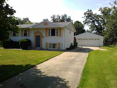 30810 Oakcrest Drive Granger, IN 46530