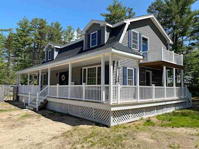 11 Mason Dr Tamworth, NH 03886