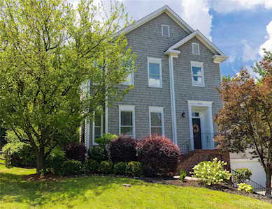 6727 Red Maple Dr Charlotte, NC 28277