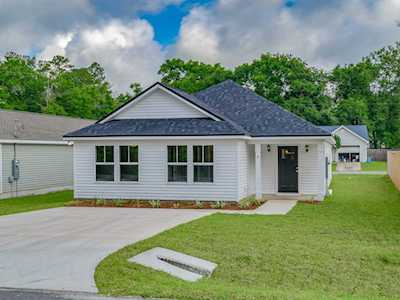 56 Kiowa Trl Crawfordville, FL 32327