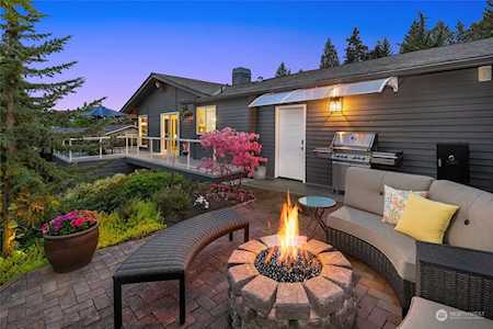 17722 NE 13th St Bellevue, WA 98008