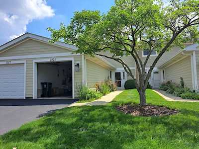 1075 E Cottonwood Way Palatine, IL 60074