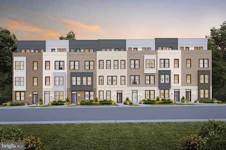 12748 Verdant Way Reston, VA 20191