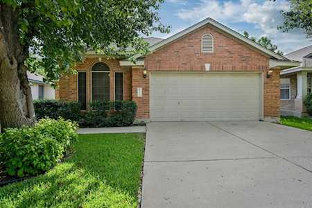 2202 Clover Ridge DR Cedar Park, TX 78613