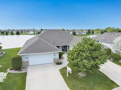 1108 Spring Lake Dr De Pere, Town of Lawrence, WI 54115