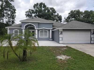 19275 Blount Rd Lutz, FL 33558