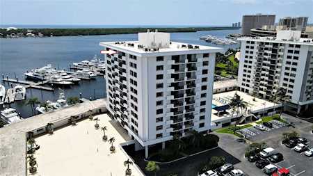 1208 Marine Way #Ph-8 North Palm Beach, FL 33408