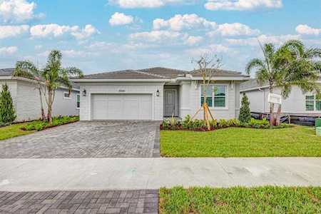 10006 Regency Way Palm Beach Gardens, FL 33412