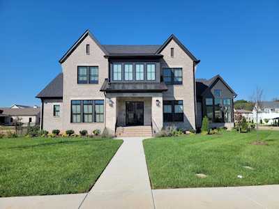 2013 Moccassin Trail Murfreesboro, TN 37129