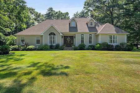 71 Tania Drive Taunton, MA 02718