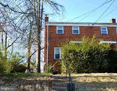 2410 Keating St Temple Hills, MD 20748