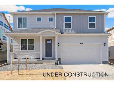 939 Canal West Dr Lochbuie, CO 80603
