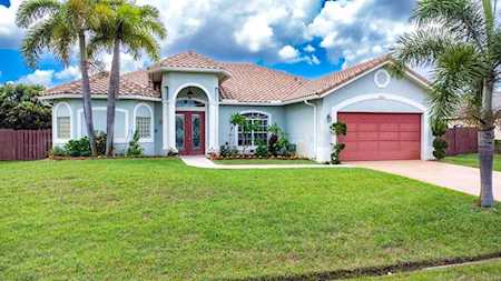 833 SW Janette Avenue Port St Lucie, FL 34952