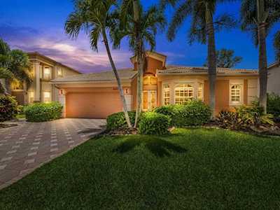 6447 Marbletree Lane Lake Worth, FL 33467