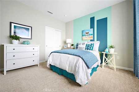 1718 Crabapple Way Oceanside, CA 92056