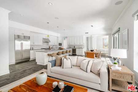 12776 Aurora Place #1 Los Angeles, CA 90094