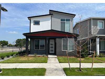 5029 E 63rd Pl Commerce City, CO 80022