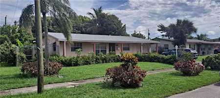 5400 NW 12th St Lauderhill, FL 33313